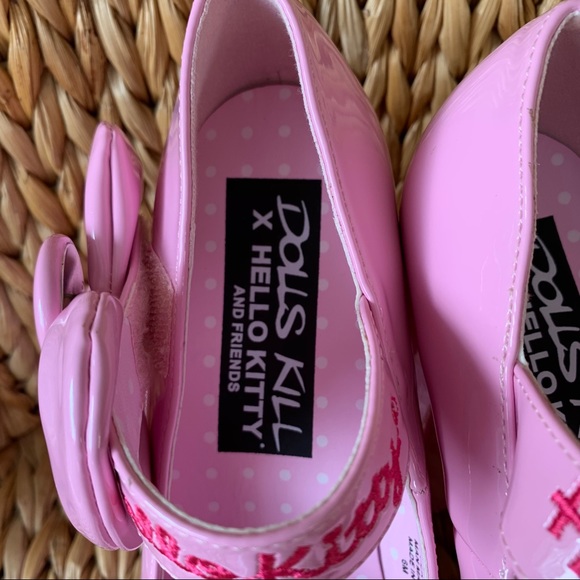 💗Hello Kitty x Dolls Kill💗 Pink Patent Platforms - Picture 9 of 14